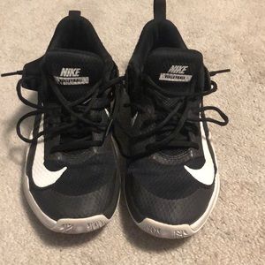 Nike women’s volleyball shoes